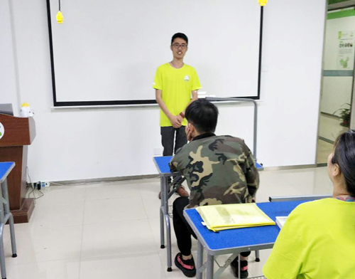 现场直击|呈伴常州分校[4月15日]美容班开学典礼！